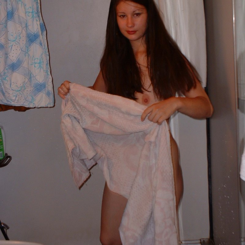 Taryn 23 Escort-girls Findlay